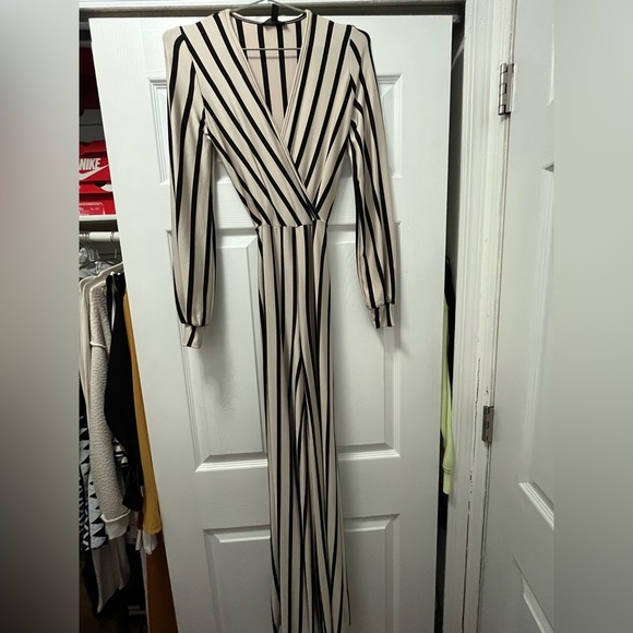 NWT fashionnova jumpsuit - Picture 4 of 4